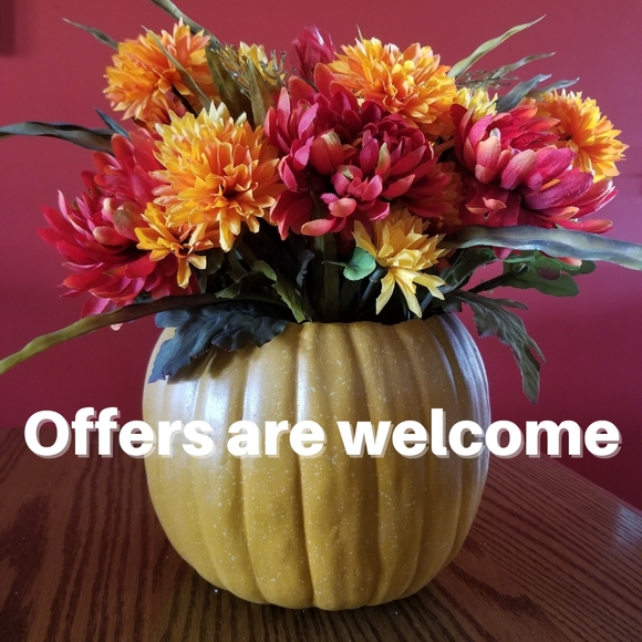 OFFERS ARE WELCOME -- Offers are welcome - Picture 2 of 2